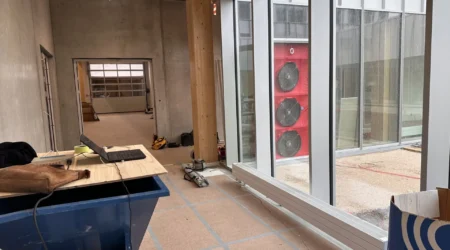 Blower Door-test: ny standard for tæthed i store byggerier